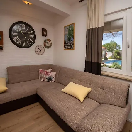 Velini Dvori Šibenik