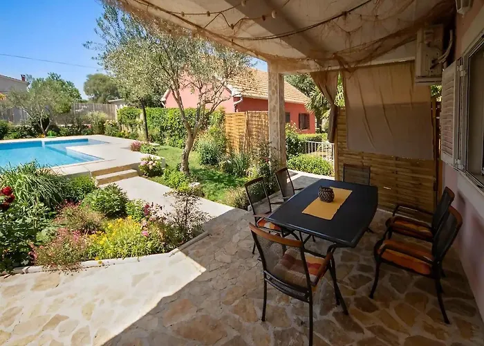 Velini Dvori Holiday home Sibenik